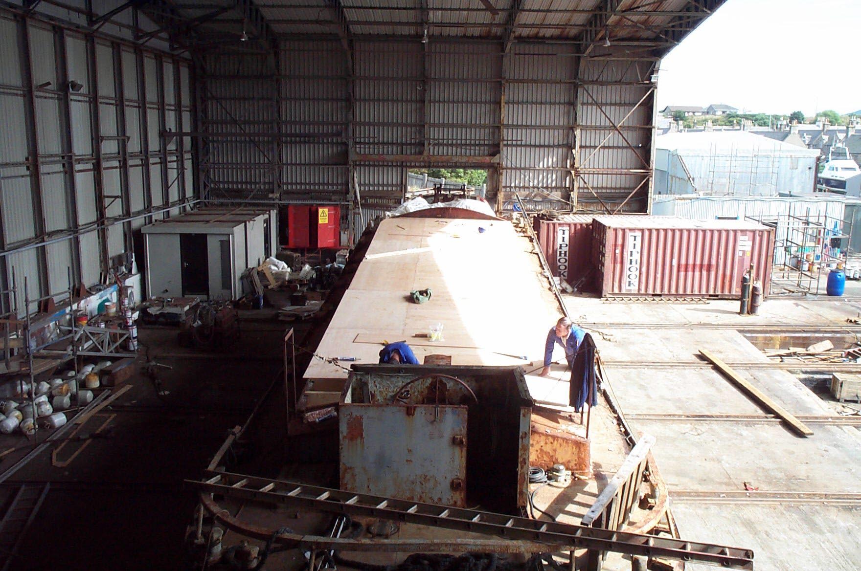 barge 2